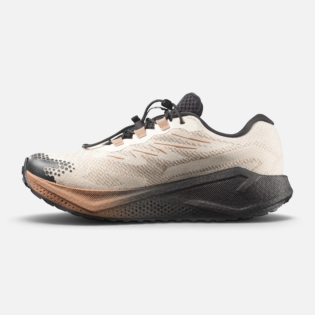 Scarpe da trail running Ares Sport Arezzo Salomon in tessuto tecnico color sabbia con dettagli neri e bronzo