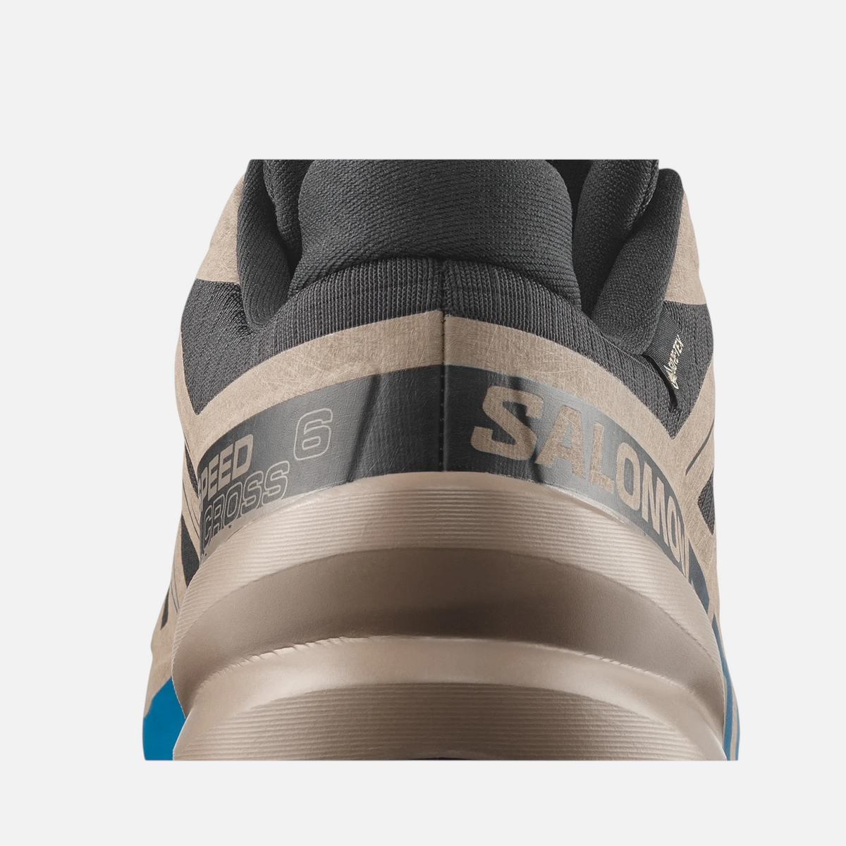 Vista posteriore delle scarpe da trail running Ares Sport Arezzo Salomon Speedcross in beige, nero e blu
