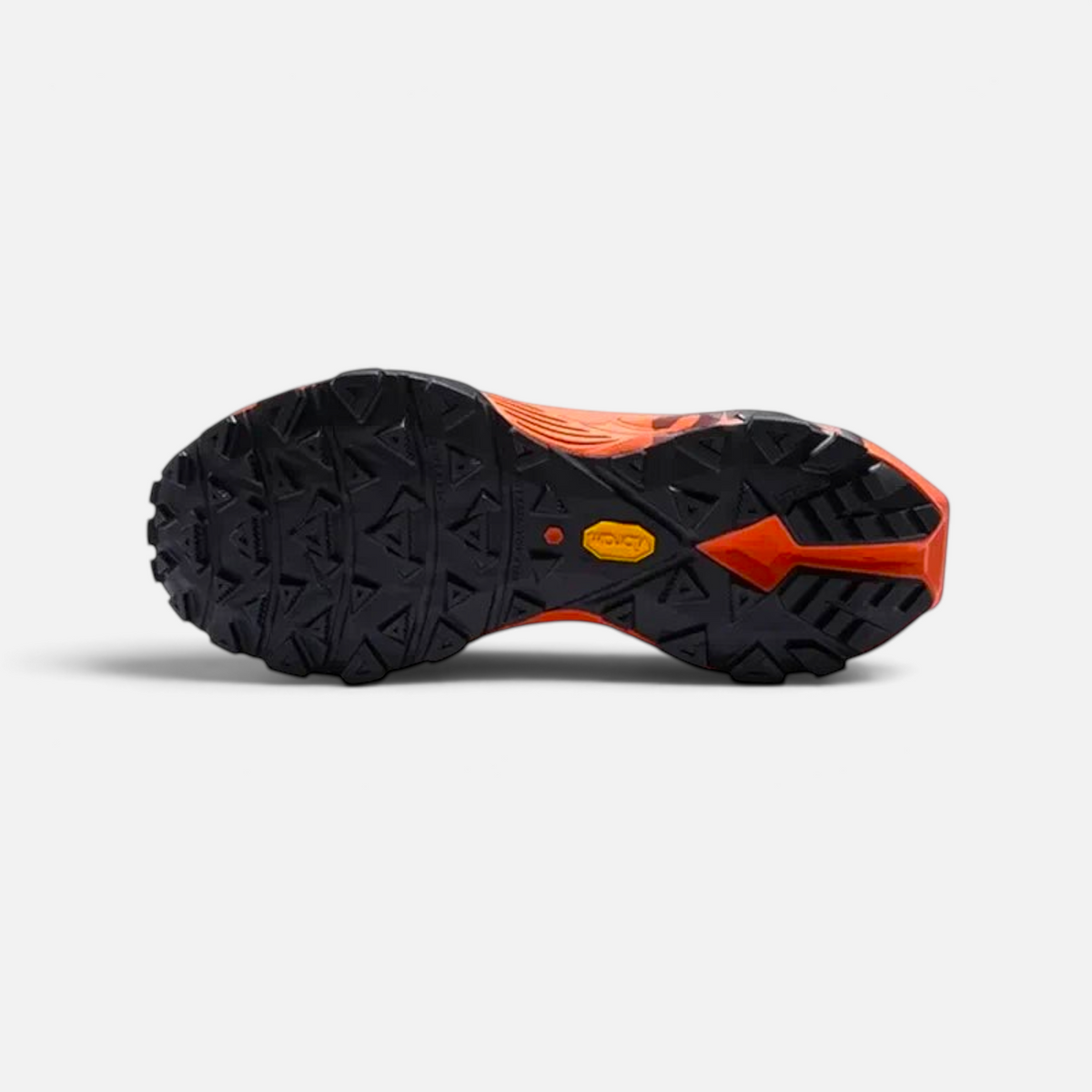 Suola Vibram di Ares Sport Arezzo per scarpe da trail running uomo, colore arancione e nero con battistrada tecnico